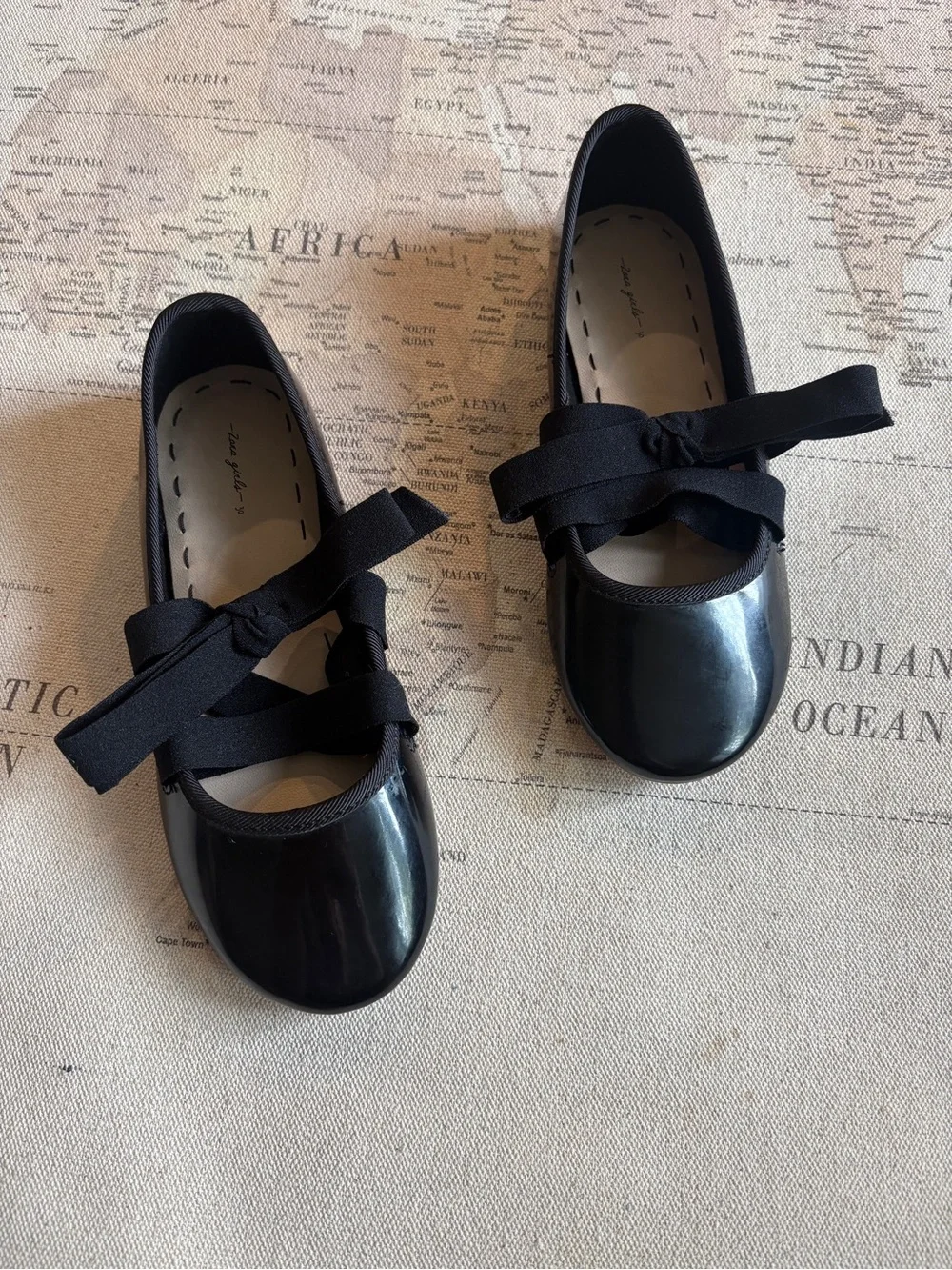 Zara Patent Leather Shoe Size 30 / 12 US
